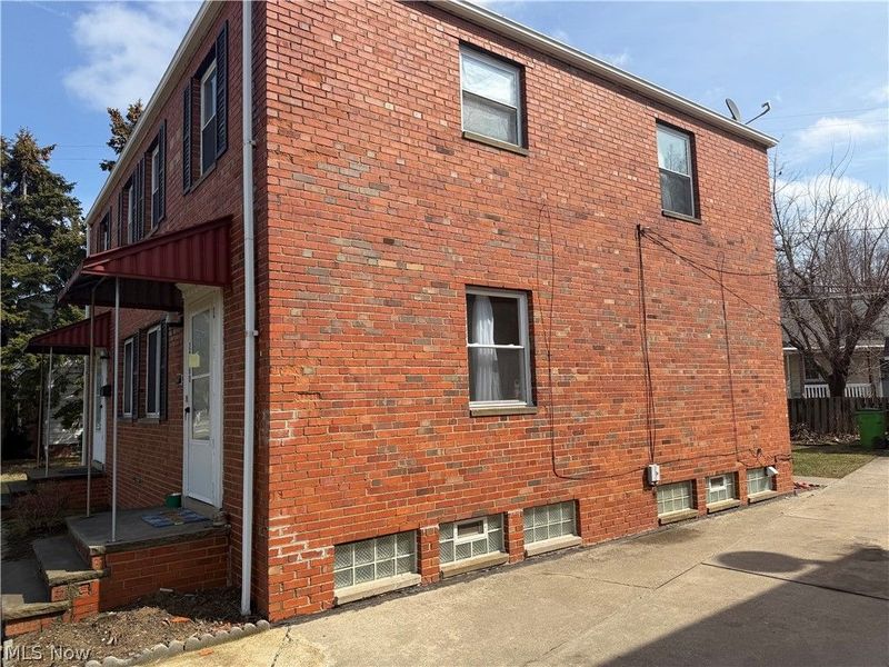 20470 Lake Shore Boulevard, Euclid, OH 44123 Photo 7