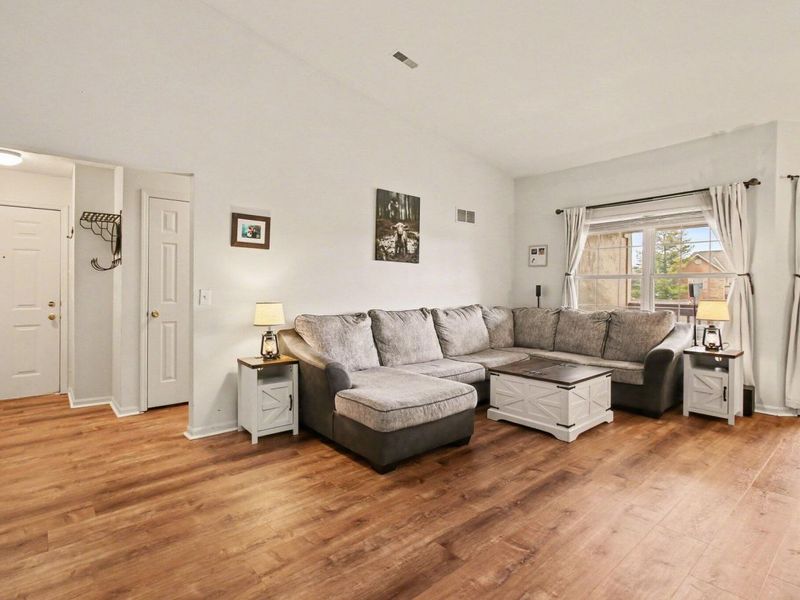 15 Meadow Lane, Unit #9, Highland Heights, KY 41076 Photo 2