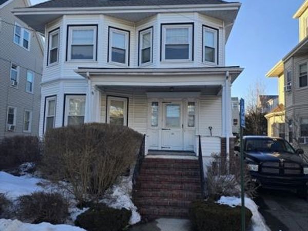 44 Walnut St, Everett, MA 02149