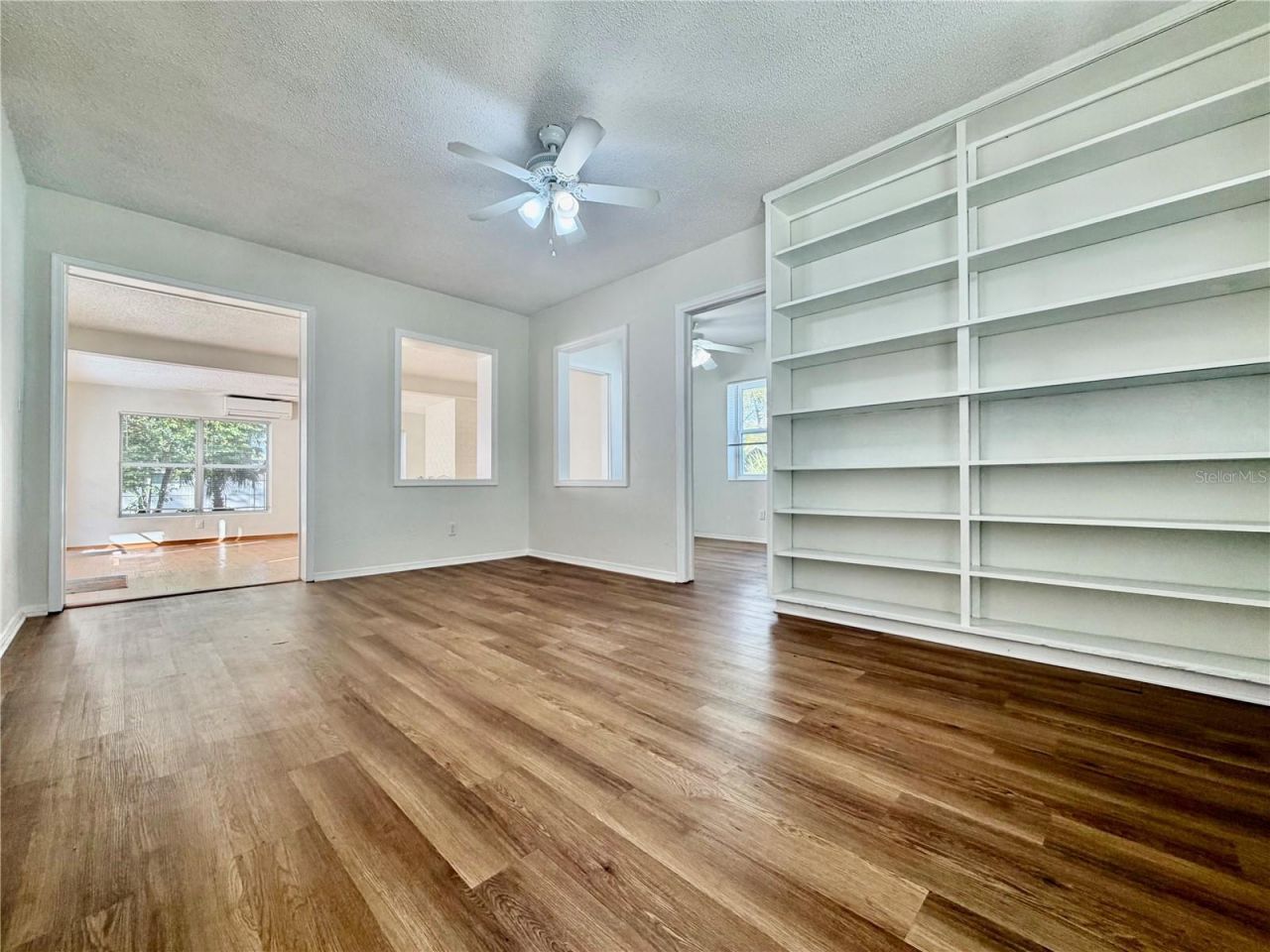 8023 Country Club Road N, Saint Petersburg, FL 33710 Photo