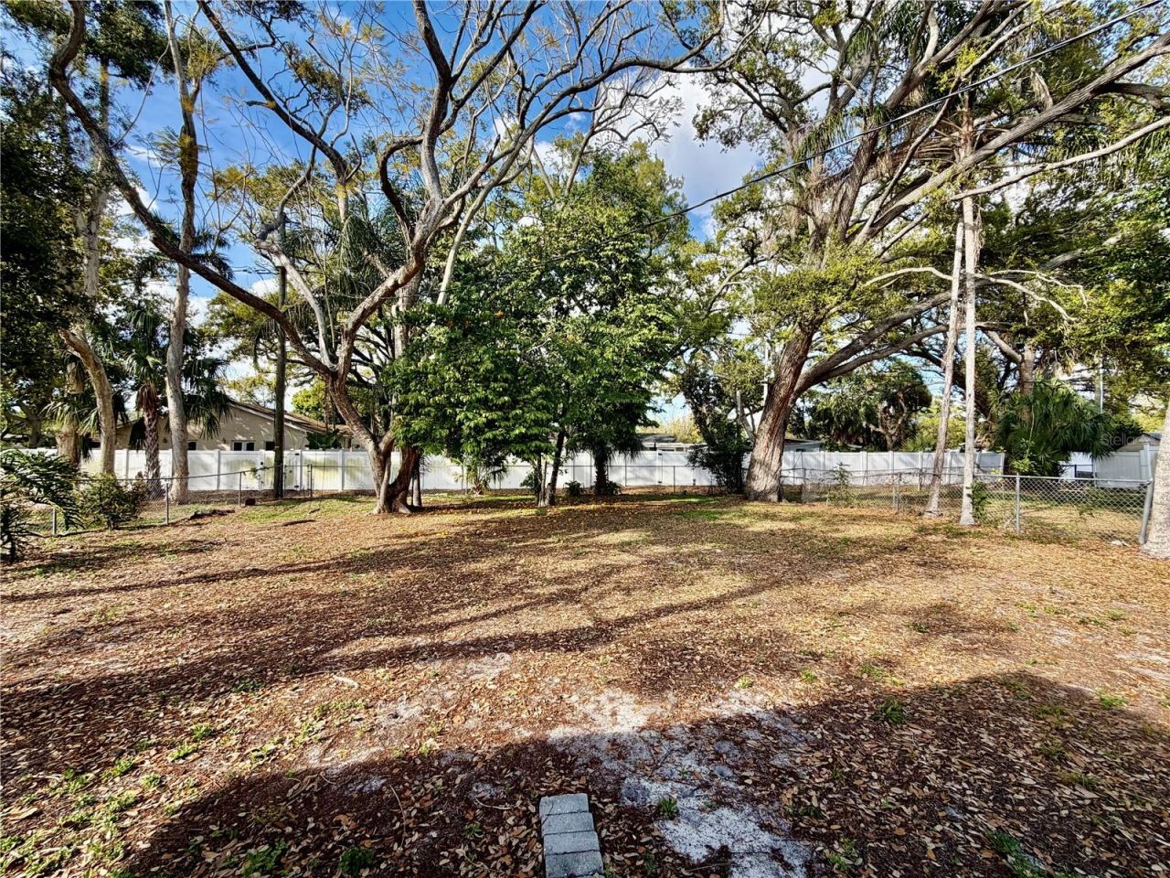 8023 Country Club Road N, Saint Petersburg, FL 33710 Photo