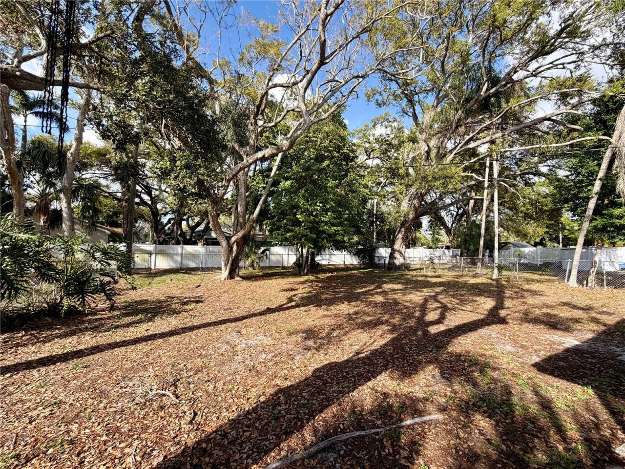 8023 Country Club Road N, Saint Petersburg, FL 33710 Photo