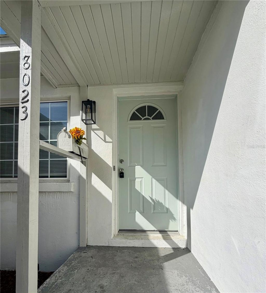 8023 Country Club Road N, Saint Petersburg, FL 33710 Photo