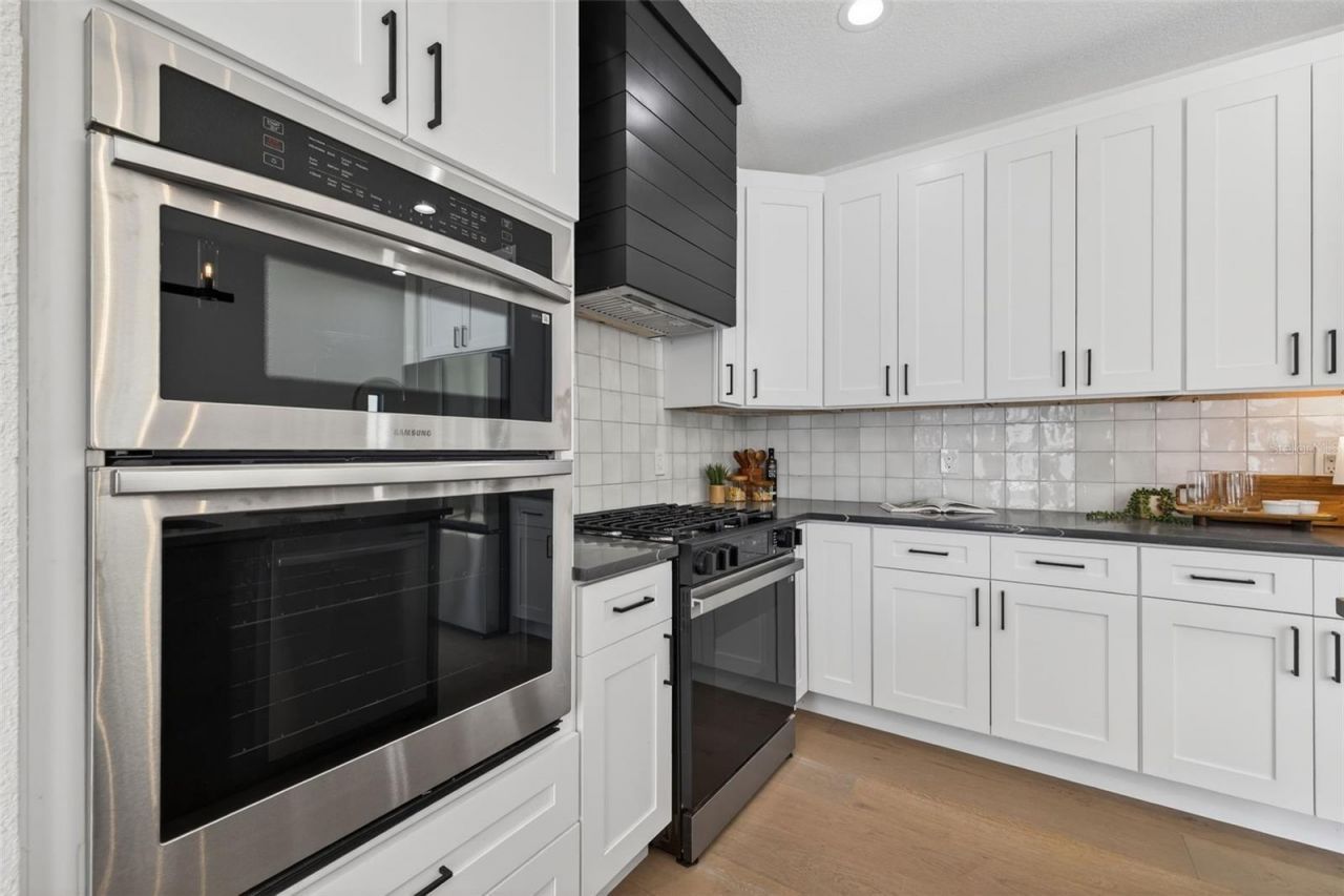 2350 2nd Avenue N, Saint Petersburg, FL 33713 Photo