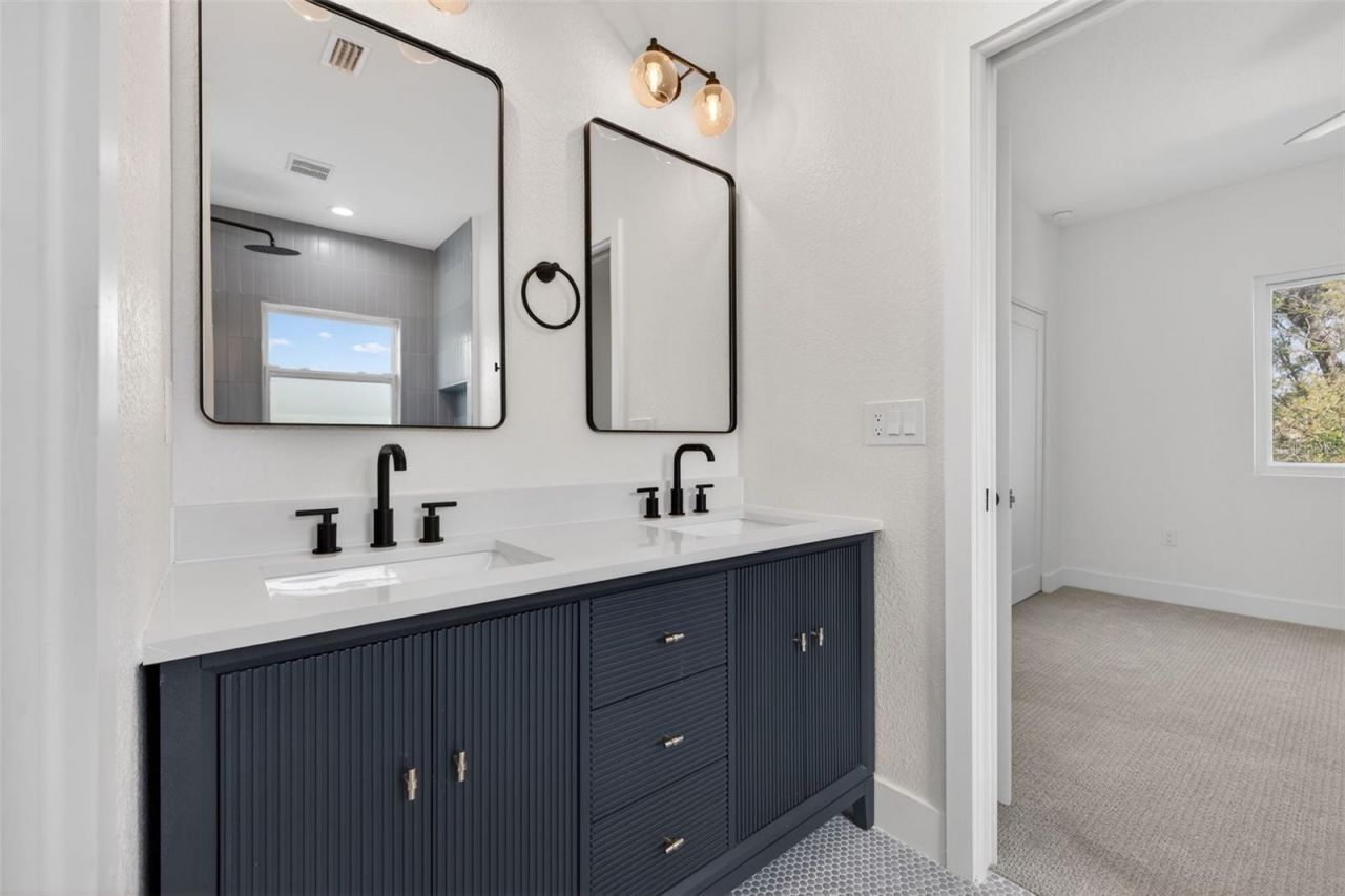 2350 2nd Avenue N, Saint Petersburg, FL 33713 Photo