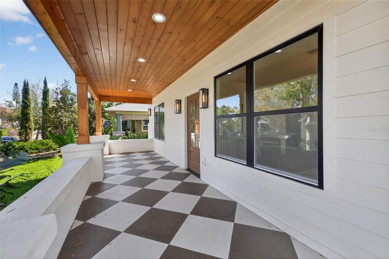 2350 2nd Avenue N, Saint Petersburg, FL 33713 Photo