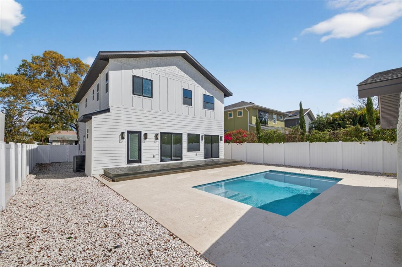 2350 2nd Avenue N, Saint Petersburg, FL 33713 Photo