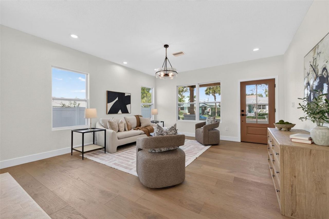 2350 2nd Avenue N, Saint Petersburg, FL 33713 Photo