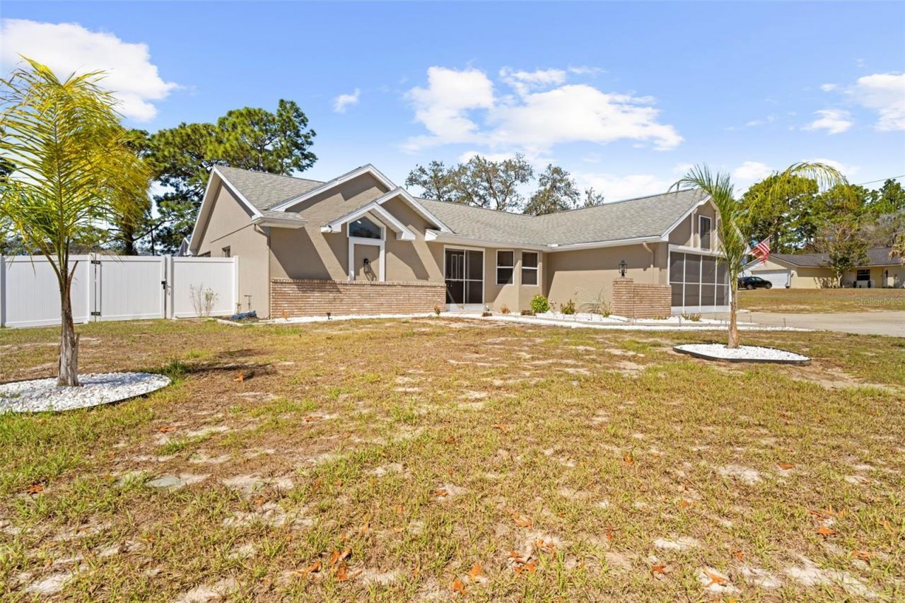 4351 Castle Avenue , Spring Hill, FL 34609 Photo