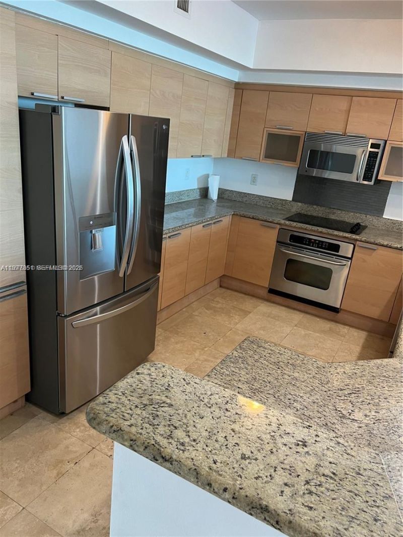 14951 Royal Oaks Ln , Unit 1901, North Miami, FL 33181 Photo