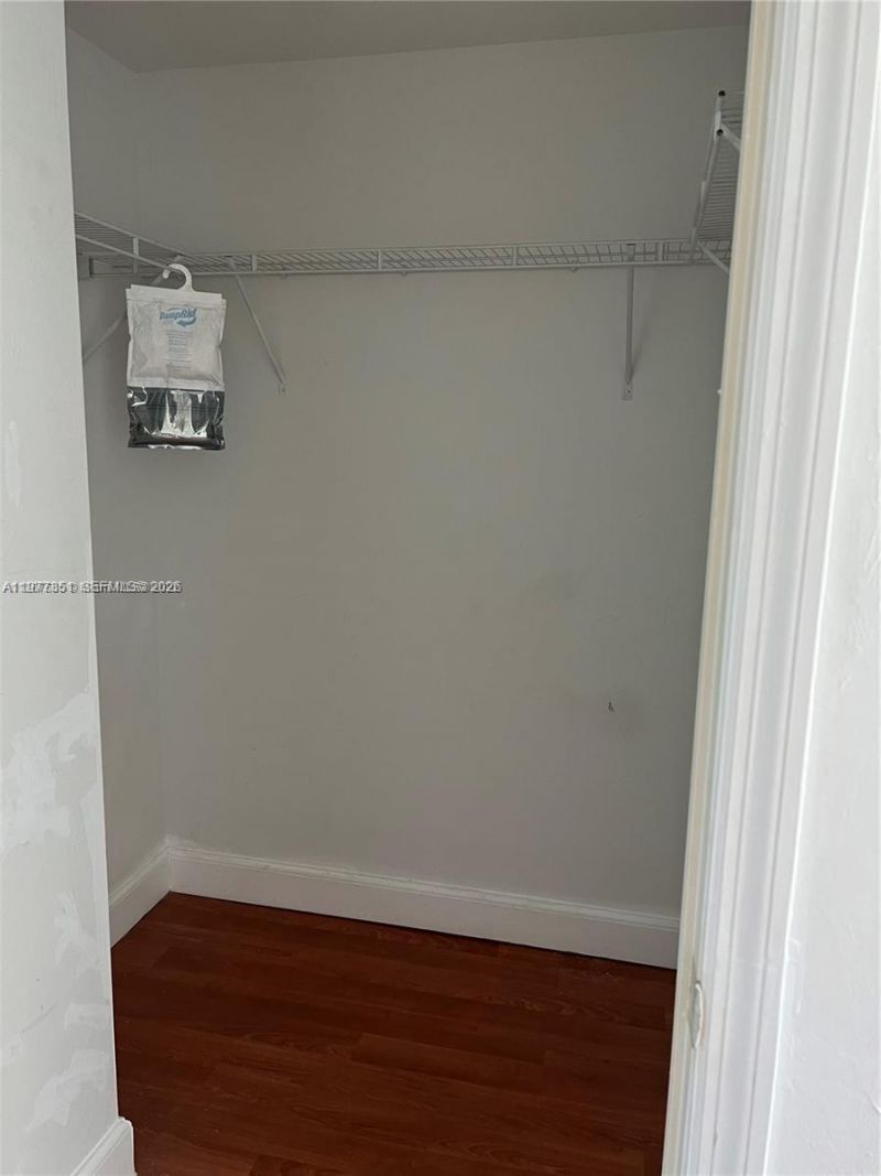 14951 Royal Oaks Ln , Unit 1901, North Miami, FL 33181 Photo