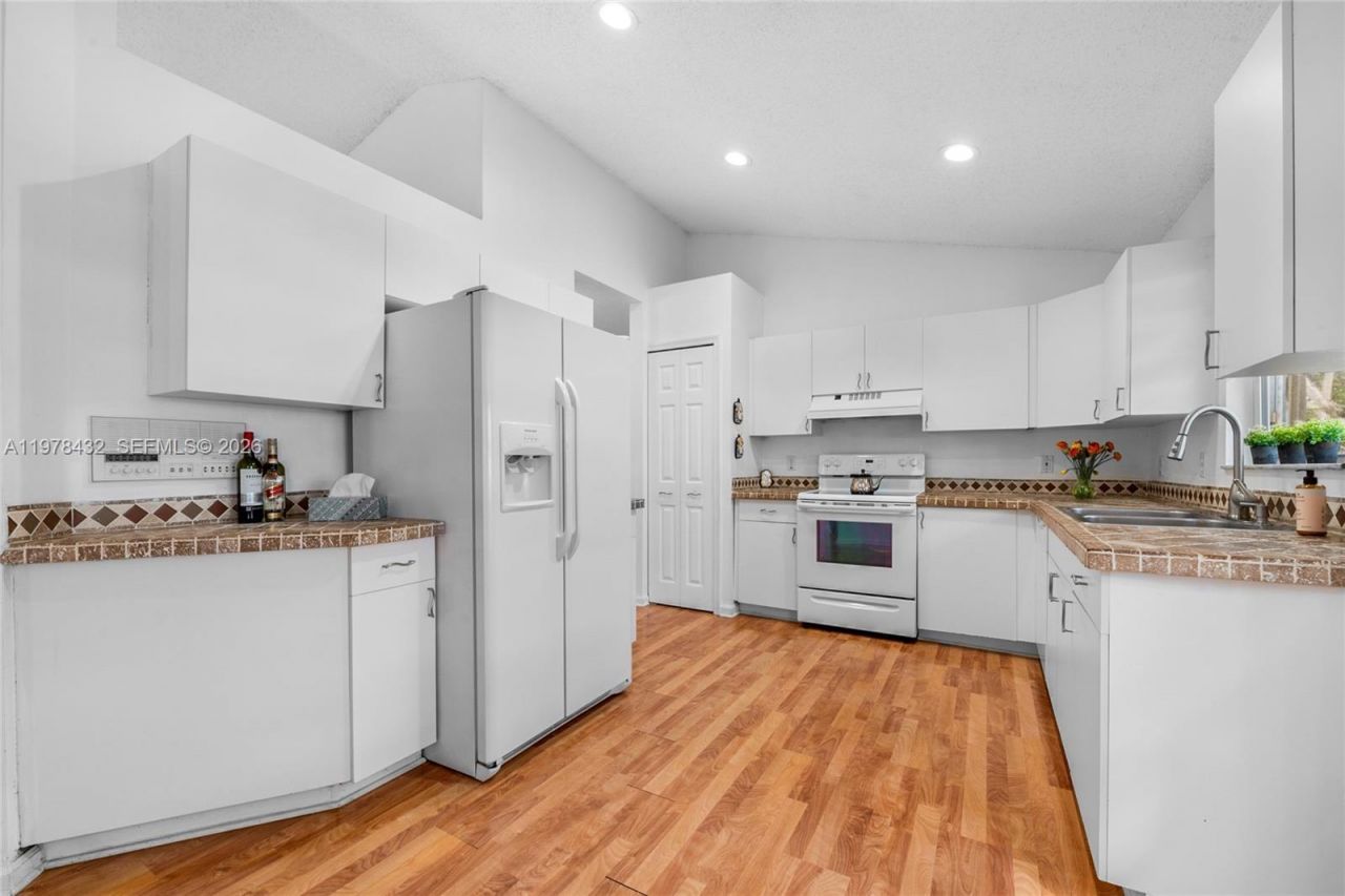 2020 SE 5th Pl , Unit 2020, Homestead, FL 33033 Photo