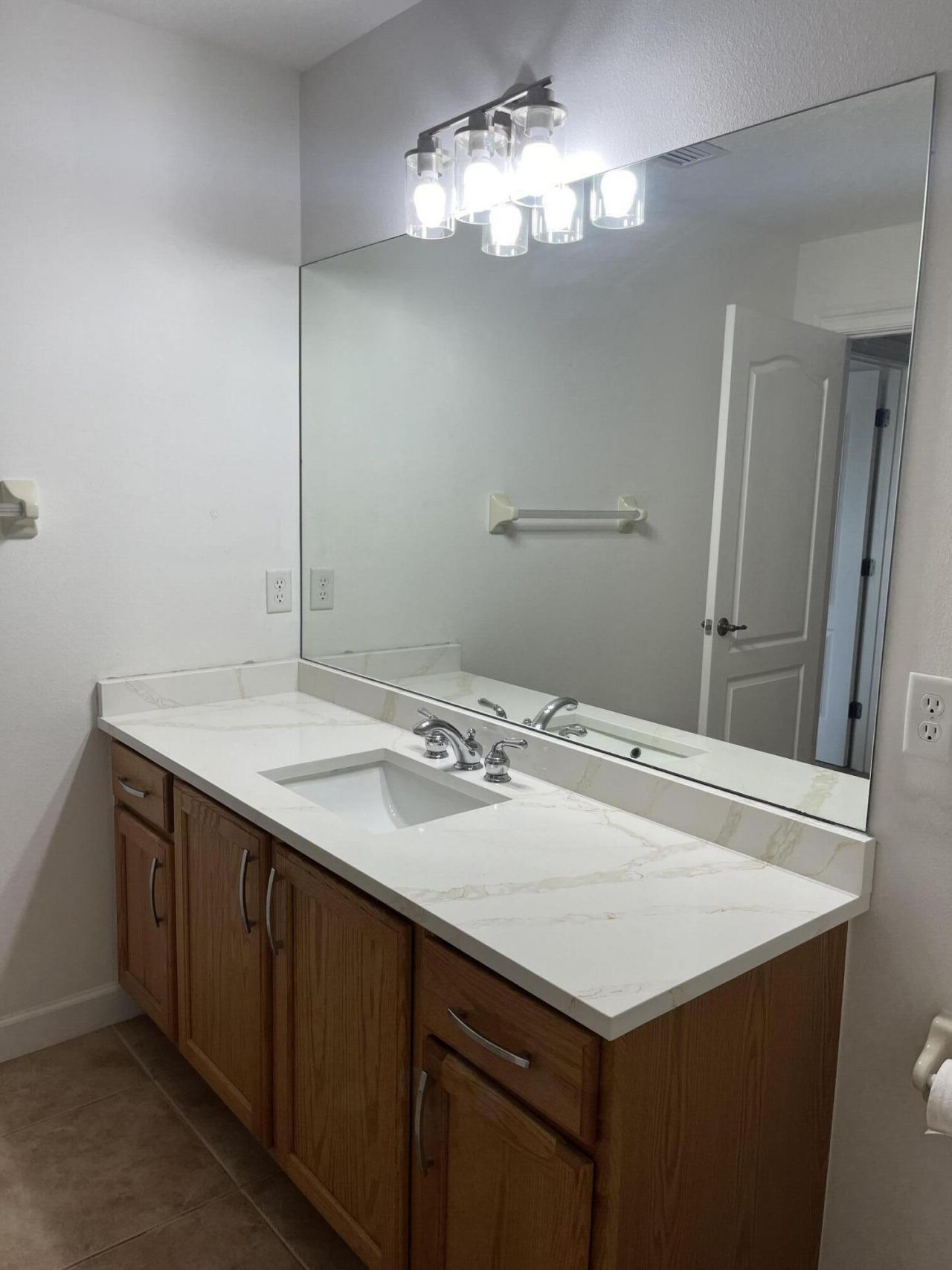 1074 SW Sultan Drive, Port Saint Lucie, FL 34953 Photo