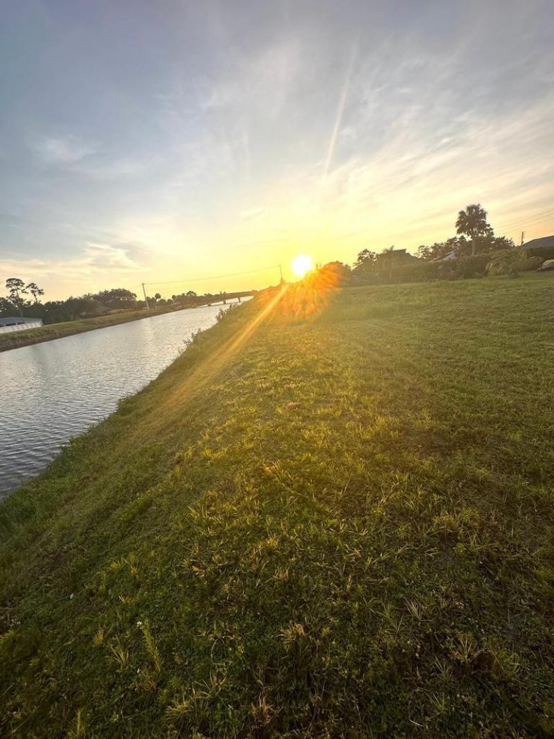 1074 SW Sultan Drive, Port Saint Lucie, FL 34953 Photo