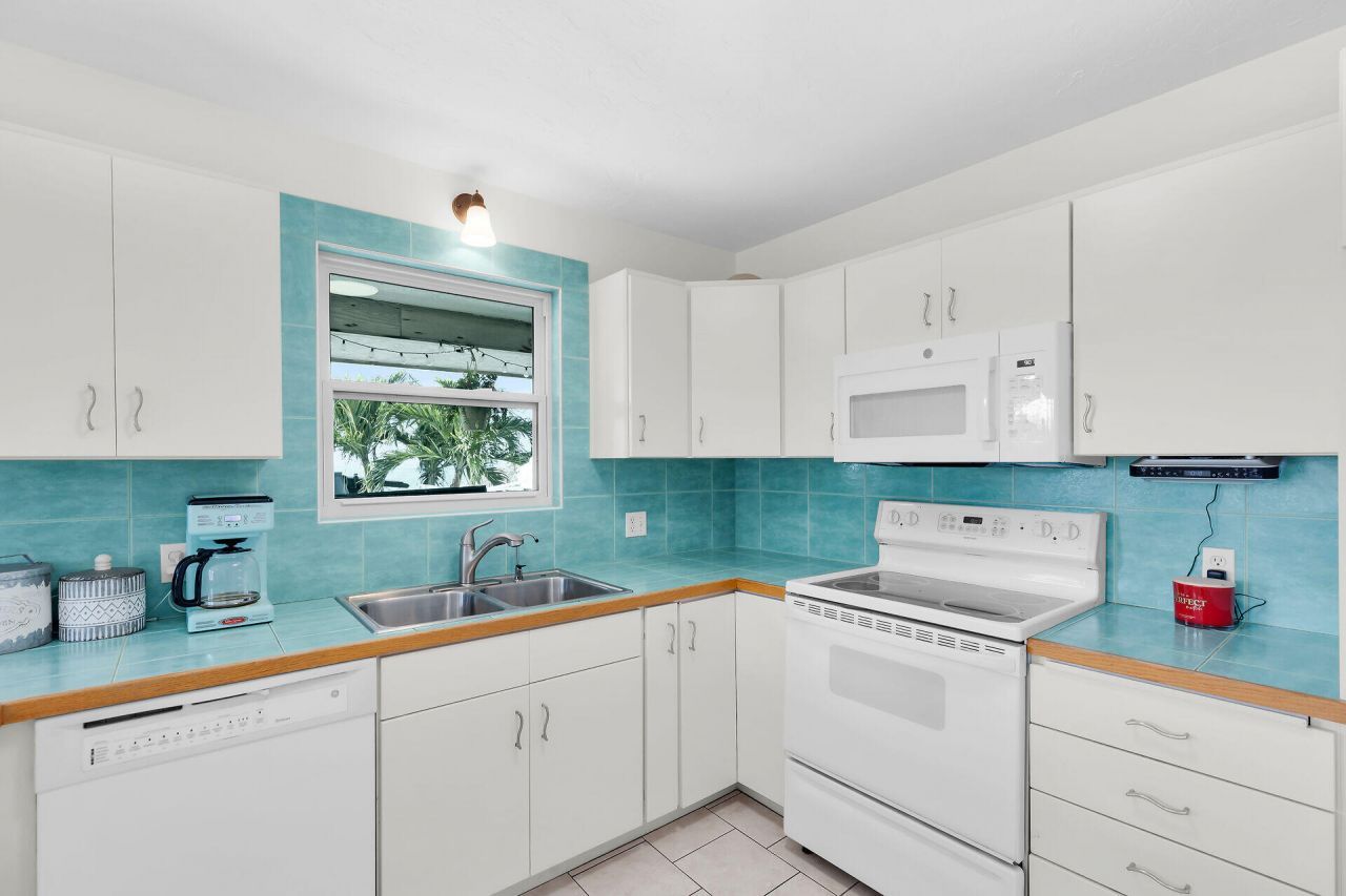 1299/1297 73rd Street Ocean, Marathon, FL 33050 Photo