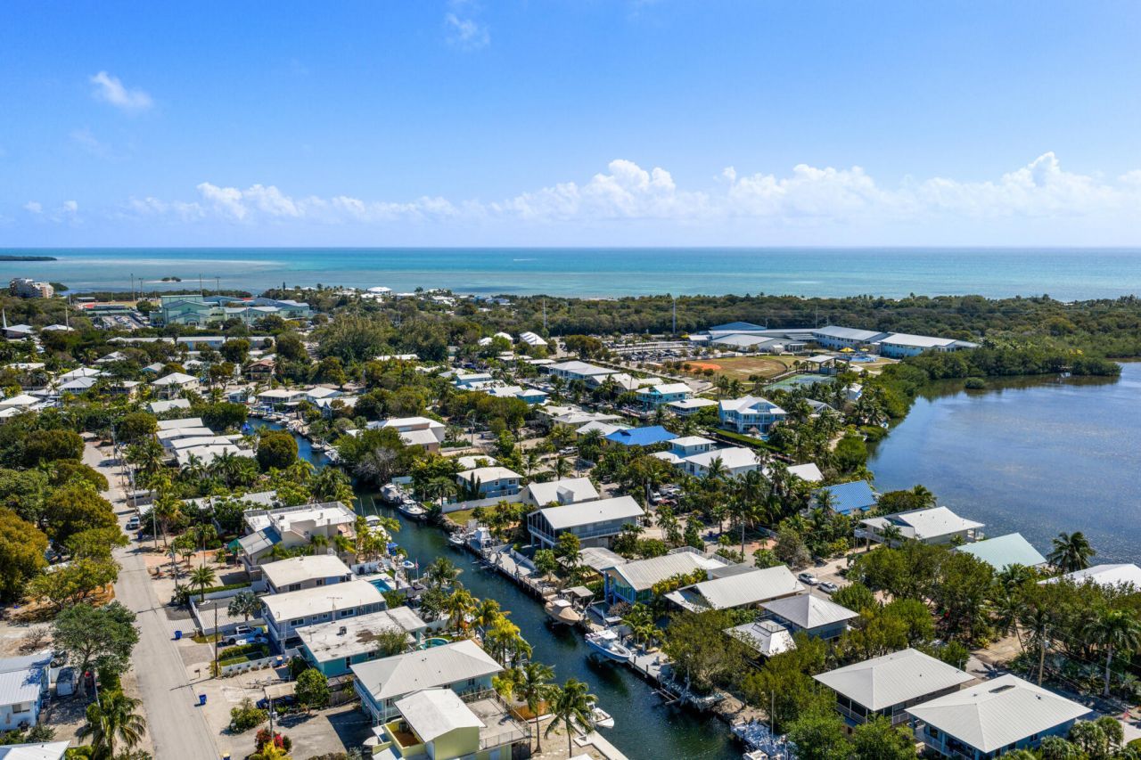 319 Woods Avenue, Tavernier, FL 33070 Photo