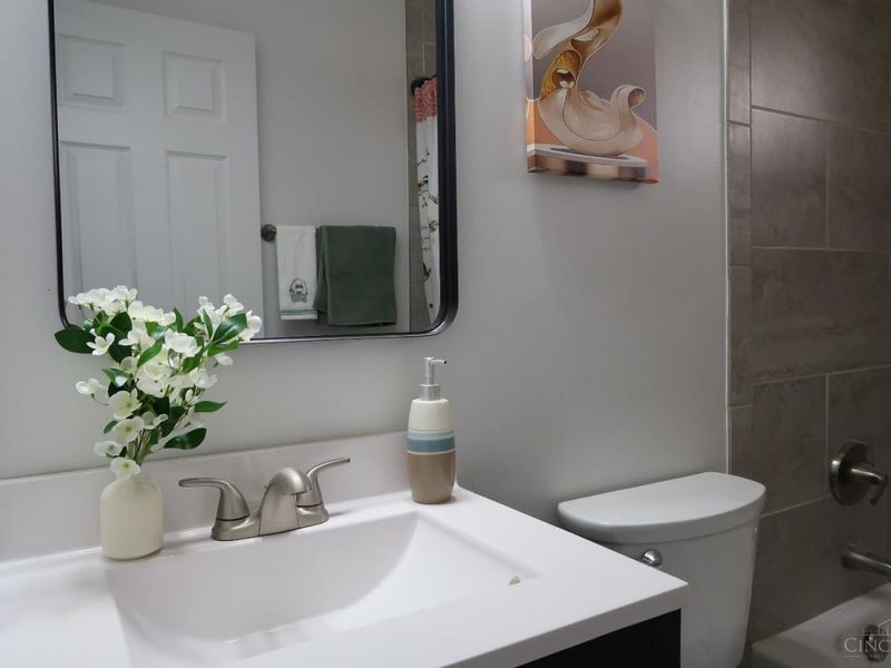 10220 Windswept Lane, Cincinnati, OH 45251 Photo 11