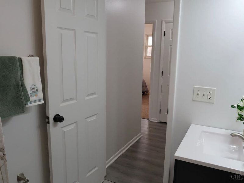 10220 Windswept Lane, Cincinnati, OH 45251 Photo 13