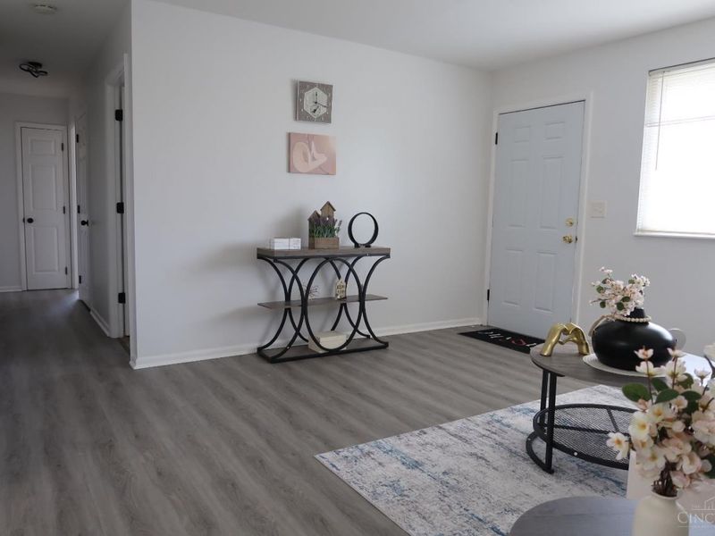 10220 Windswept Lane, Cincinnati, OH 45251 Photo 5