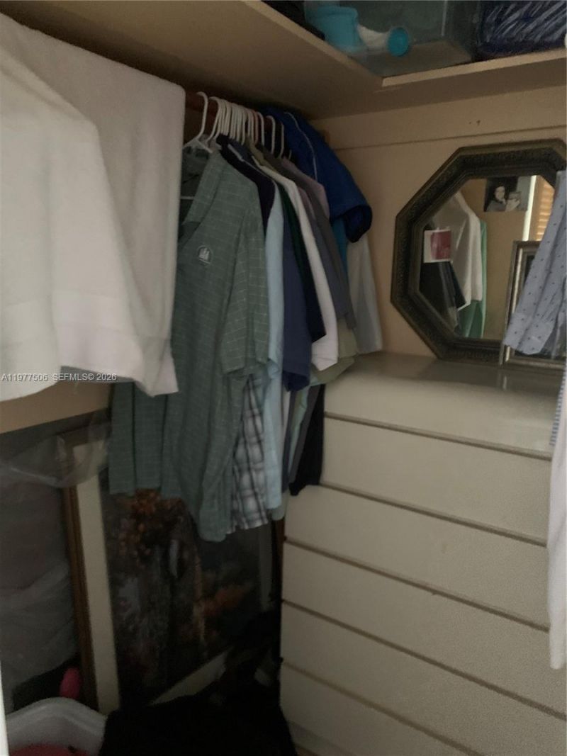 322 Taylor St, Unit 2D, Hollywood, FL 33019 Photo