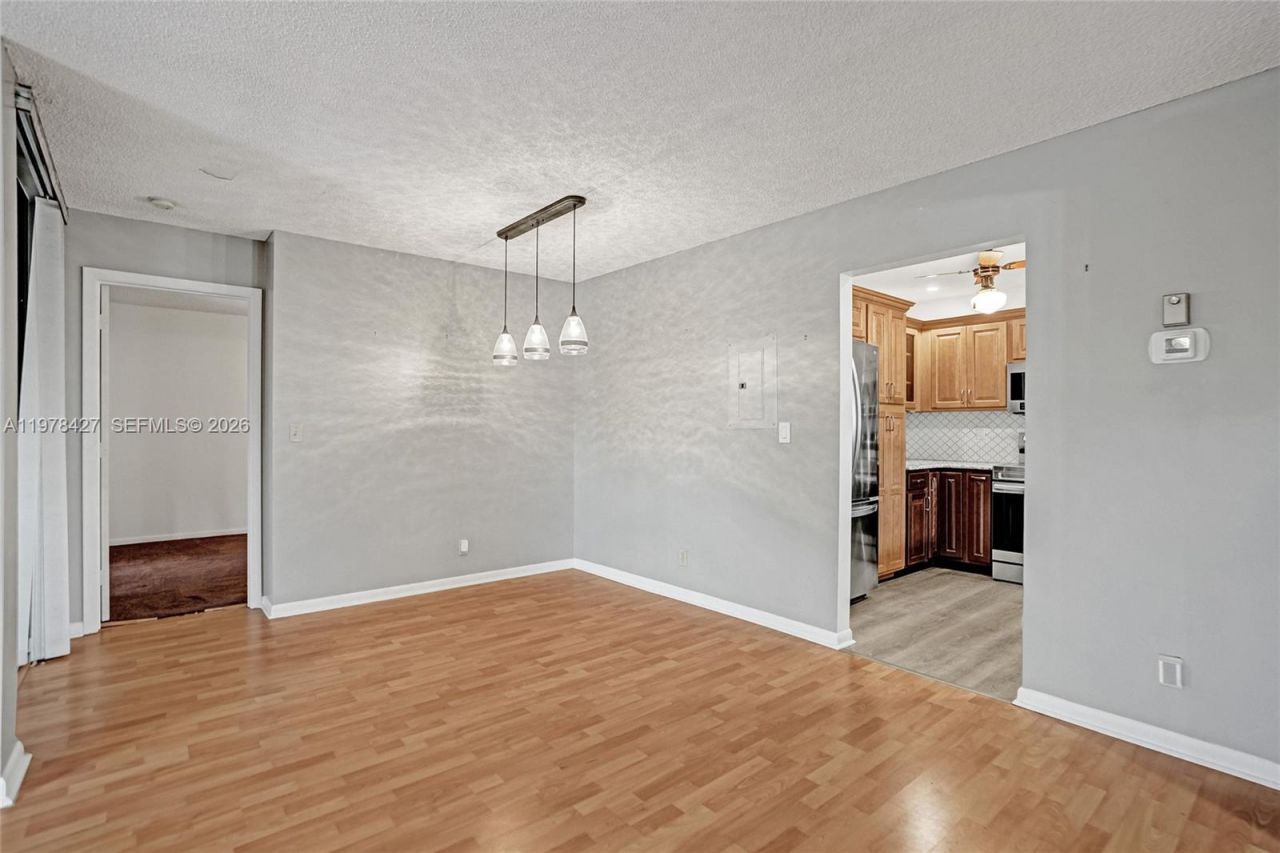 2541 N Carambola Cir N , Unit 1832, Coconut Creek, FL 33066 Photo