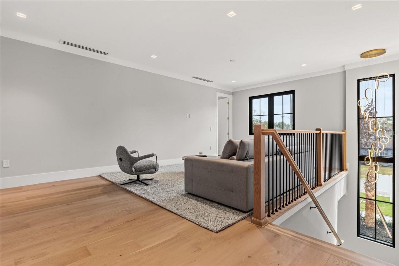 2415 Laura Place, Orlando, FL 32803 Photo