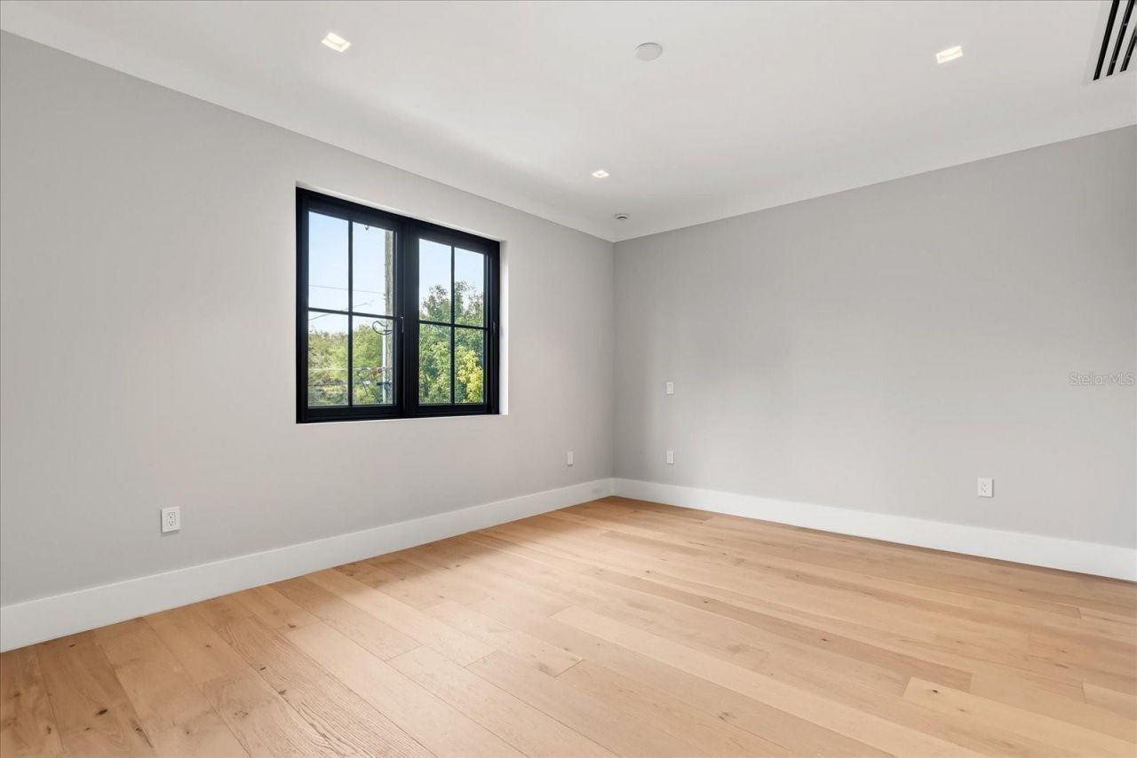 2415 Laura Place, Orlando, FL 32803 Photo