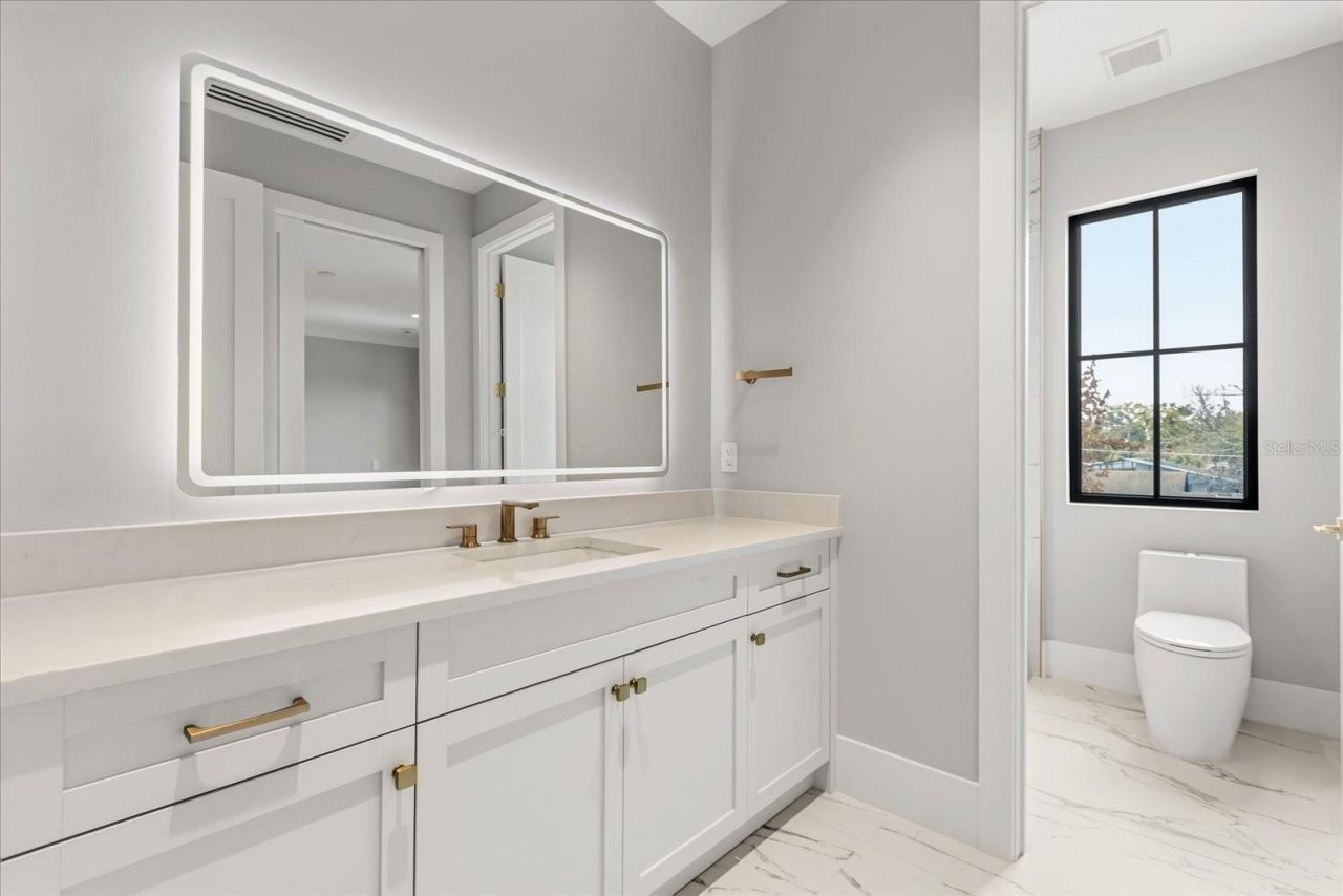 2415 Laura Place, Orlando, FL 32803 Photo