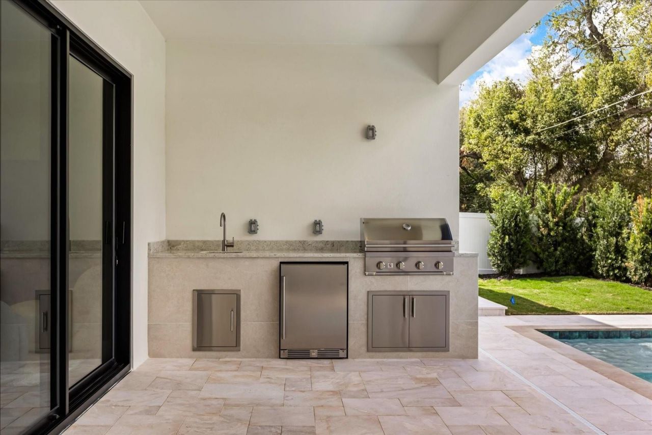 2415 Laura Place, Orlando, FL 32803 Photo