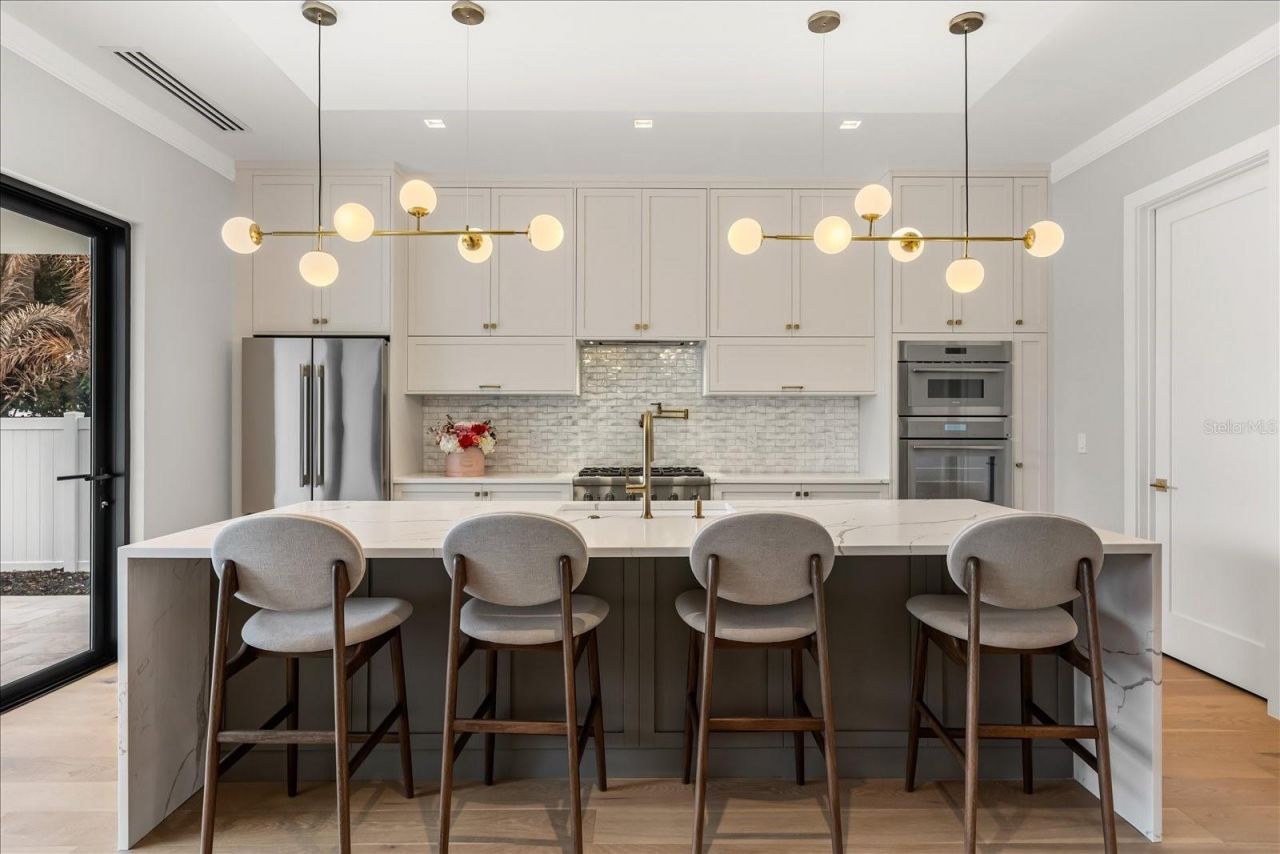 2415 Laura Place, Orlando, FL 32803 Photo