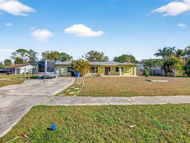 1722 BAYOU GRANDE BOULEVARD NE, ST PETERSBURG, FL 33703