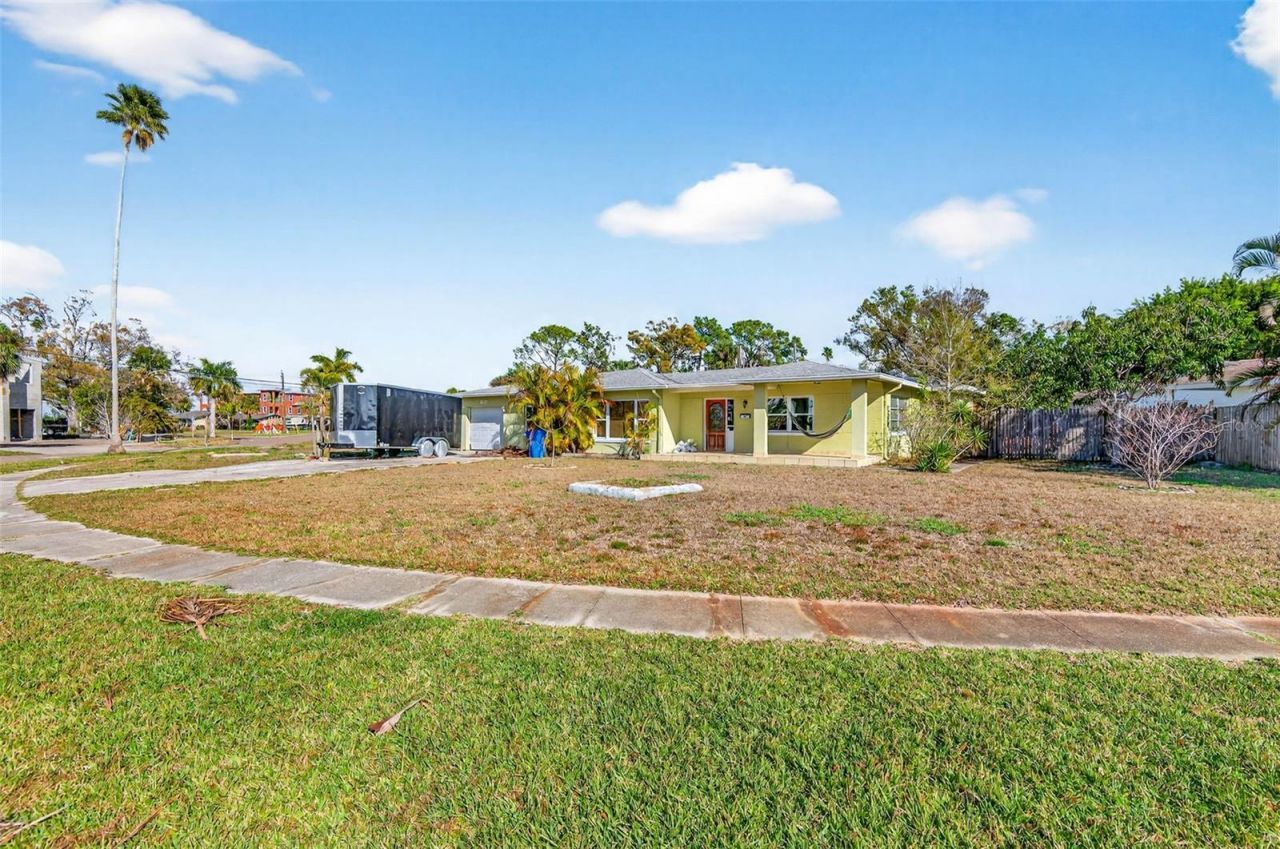 1722 Bayou Grande Boulevard Ne, Saint Petersburg, FL 33703 Photo