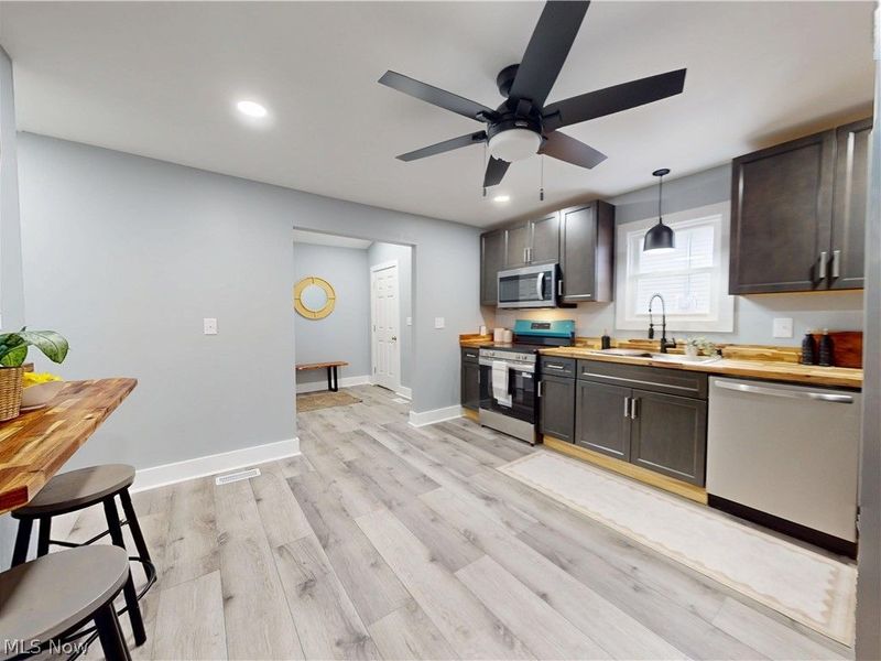 1465 North Boulevard, Kent, OH 44240 Photo 8