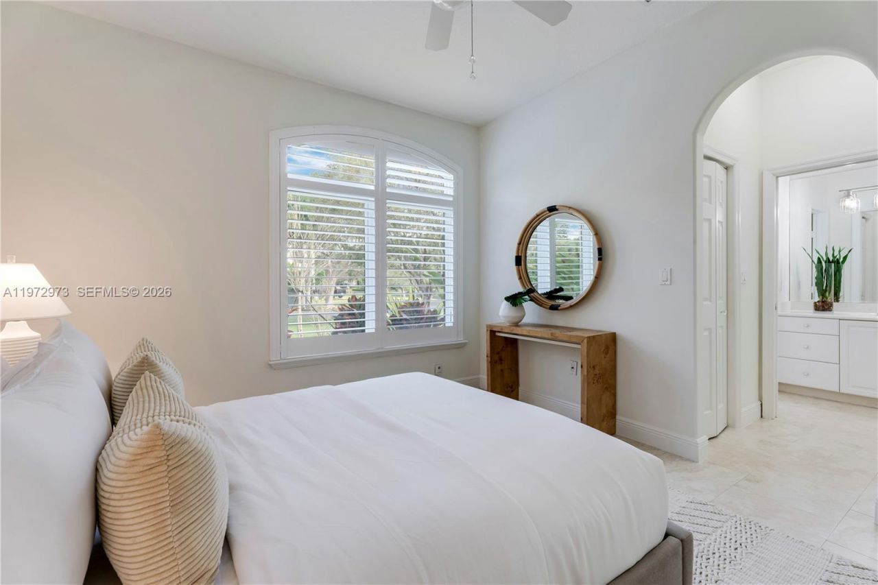 8561 SW 167th Ter, Palmetto Bay, FL 33157 Photo