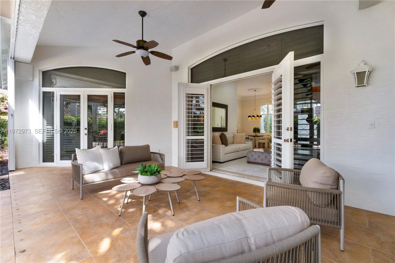 8561 SW 167th Ter, Palmetto Bay, FL 33157 Photo