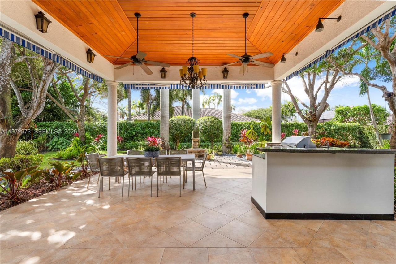 8561 SW 167th Ter, Palmetto Bay, FL 33157 Photo