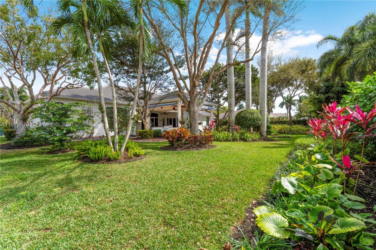 8561 SW 167th Ter, Palmetto Bay, FL 33157 Photo