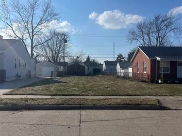 26441 Belanger Street, Roseville, Mi 48066