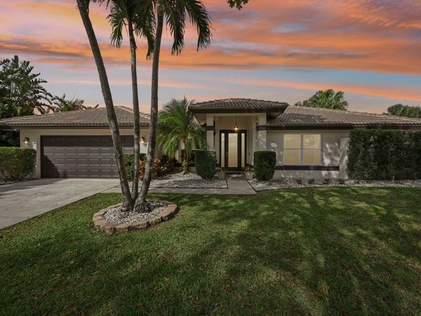 18295 Lake Bend Drive, Jupiter, FL 33458