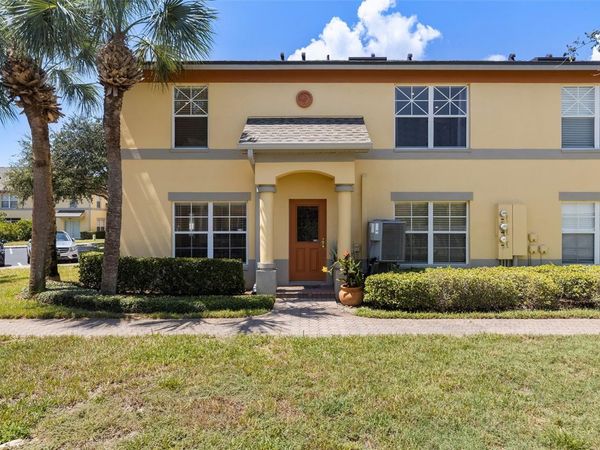 3852 MANDALAY DRIVE , ST PETERSBURG, FL 33705