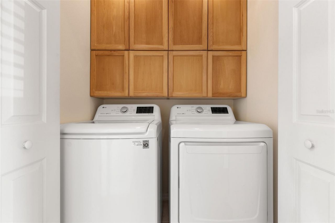 3852 Mandalay Drive , Saint Petersburg, FL 33705 Photo