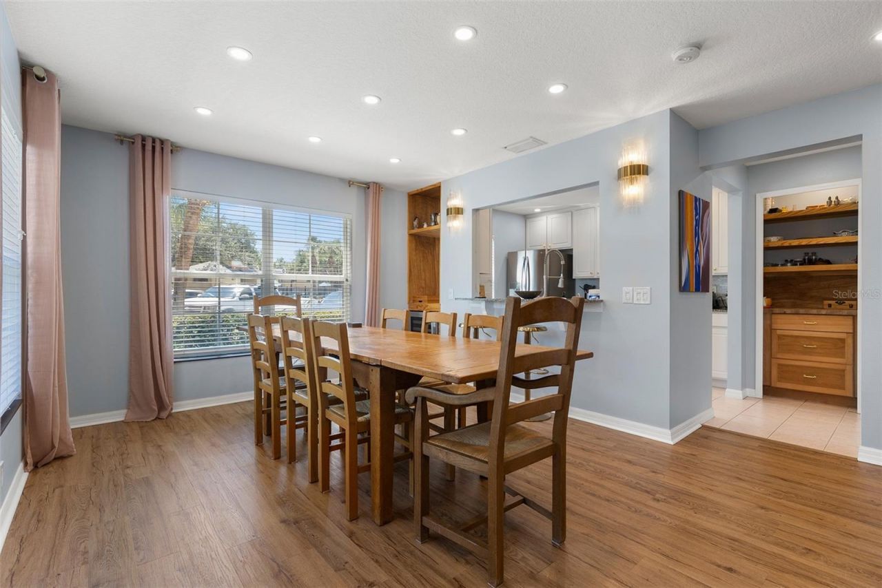 3852 Mandalay Drive , Saint Petersburg, FL 33705 Photo