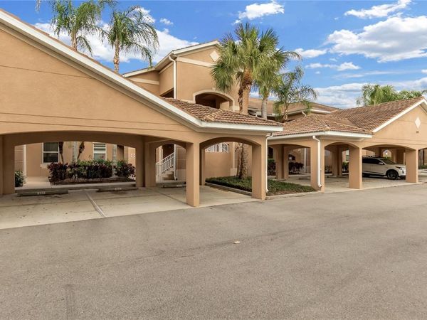 819 FAIRWAYCOVE LANE , Unit 203, BRADENTON, FL 34212