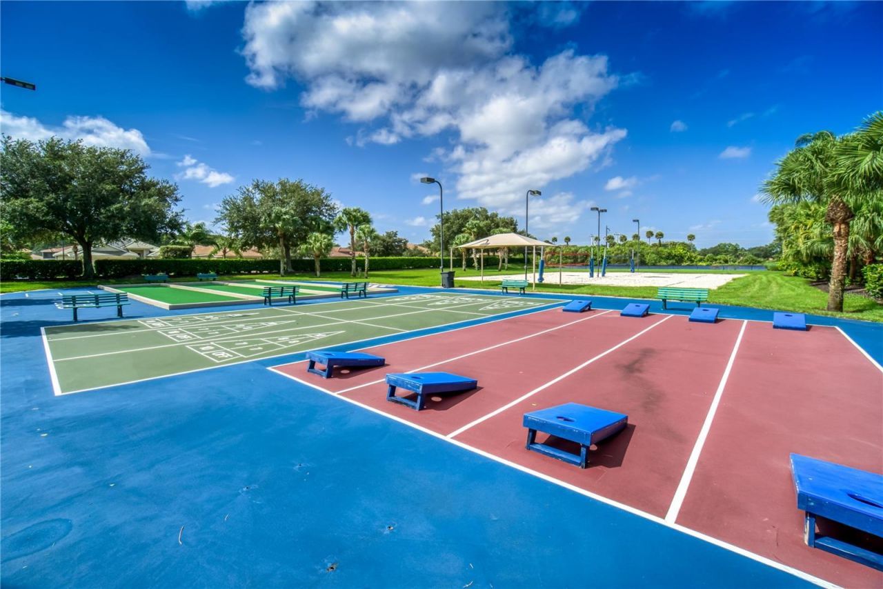 819 Fairwaycove Lane , Unit 203, Bradenton, FL 34212 Photo