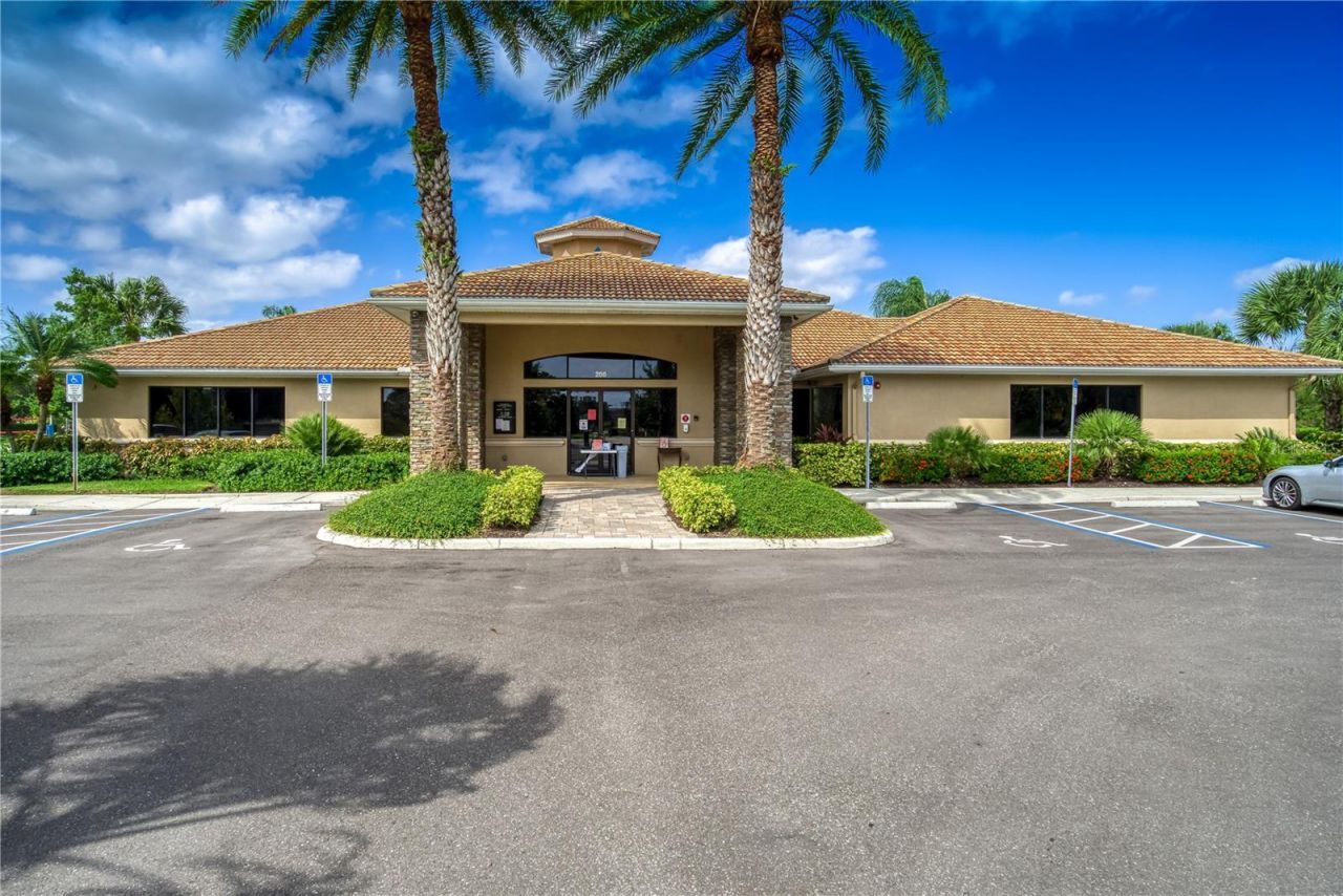 819 Fairwaycove Lane , Unit 203, Bradenton, FL 34212 Photo