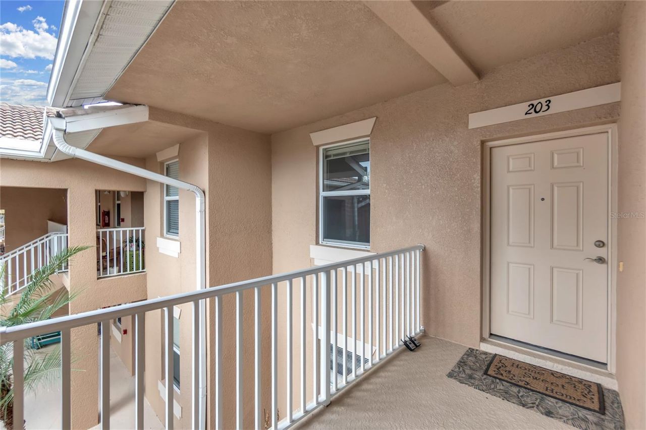 819 Fairwaycove Lane , Unit 203, Bradenton, FL 34212 Photo