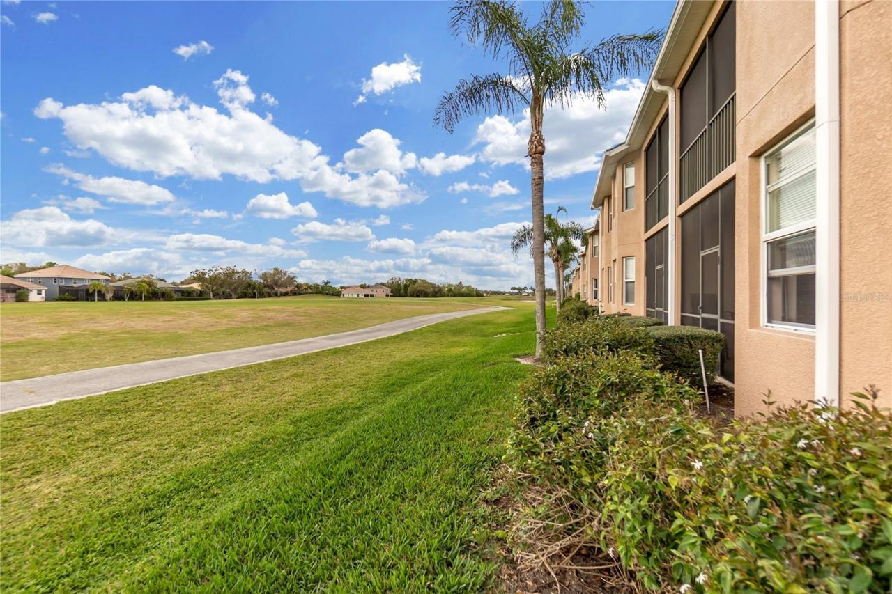819 Fairwaycove Lane , Unit 203, Bradenton, FL 34212 Photo