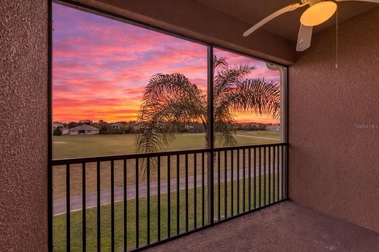 819 Fairwaycove Lane , Unit 203, Bradenton, FL 34212 Photo