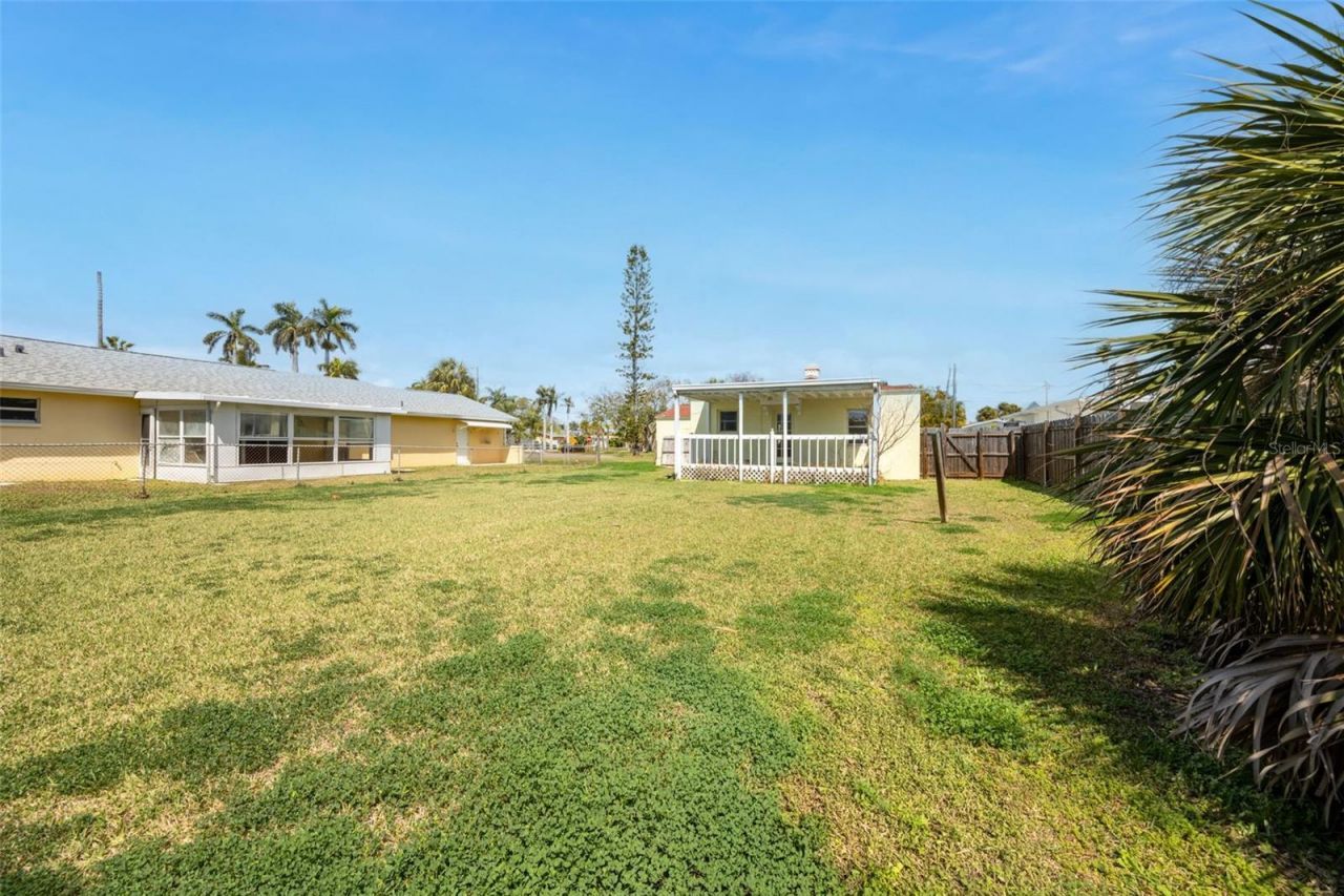 15822 Redington Drive, Redington Beach, FL 33708 Photo