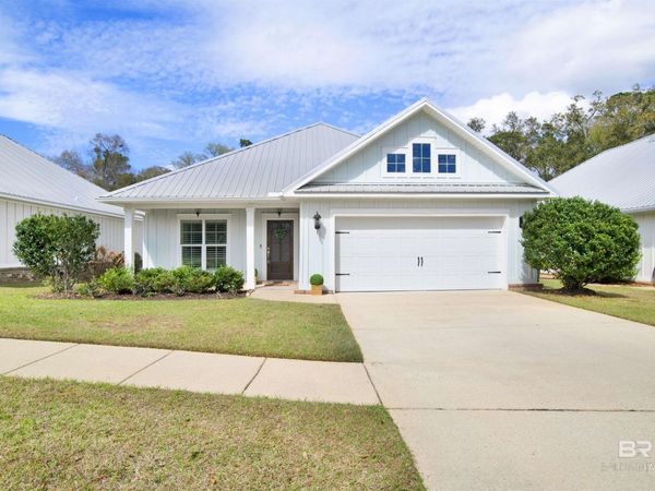 1435 Randall Avenue, Daphne, AL 36526